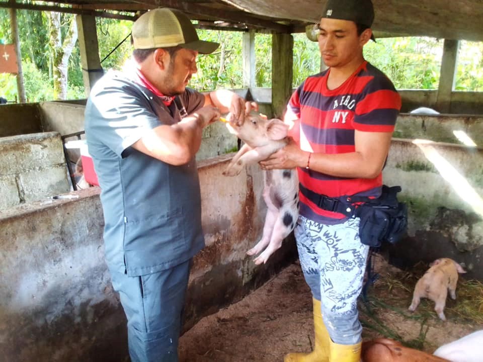 Edgar Zabala Jaramillo (Presidente GADPRN), agradece el apoyo de la CÍA. ECUAGESA y la Fundación CRISFE, como también a las demás Empresas Privadas y personas naturales que aportaron para la realización de la VII Feria Agro - Turística por conmemorar el S